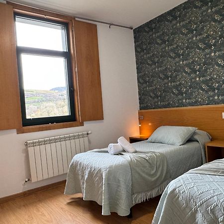 Готель Complexo Xacobeo Тріакастела Екстер'єр фото